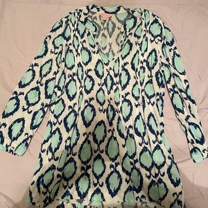White blue and green Lilly Pulitzer tunic